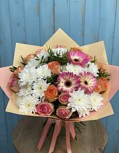Букет цветов из:  Розы, Герберы и Хризантемы в Новочернореченский