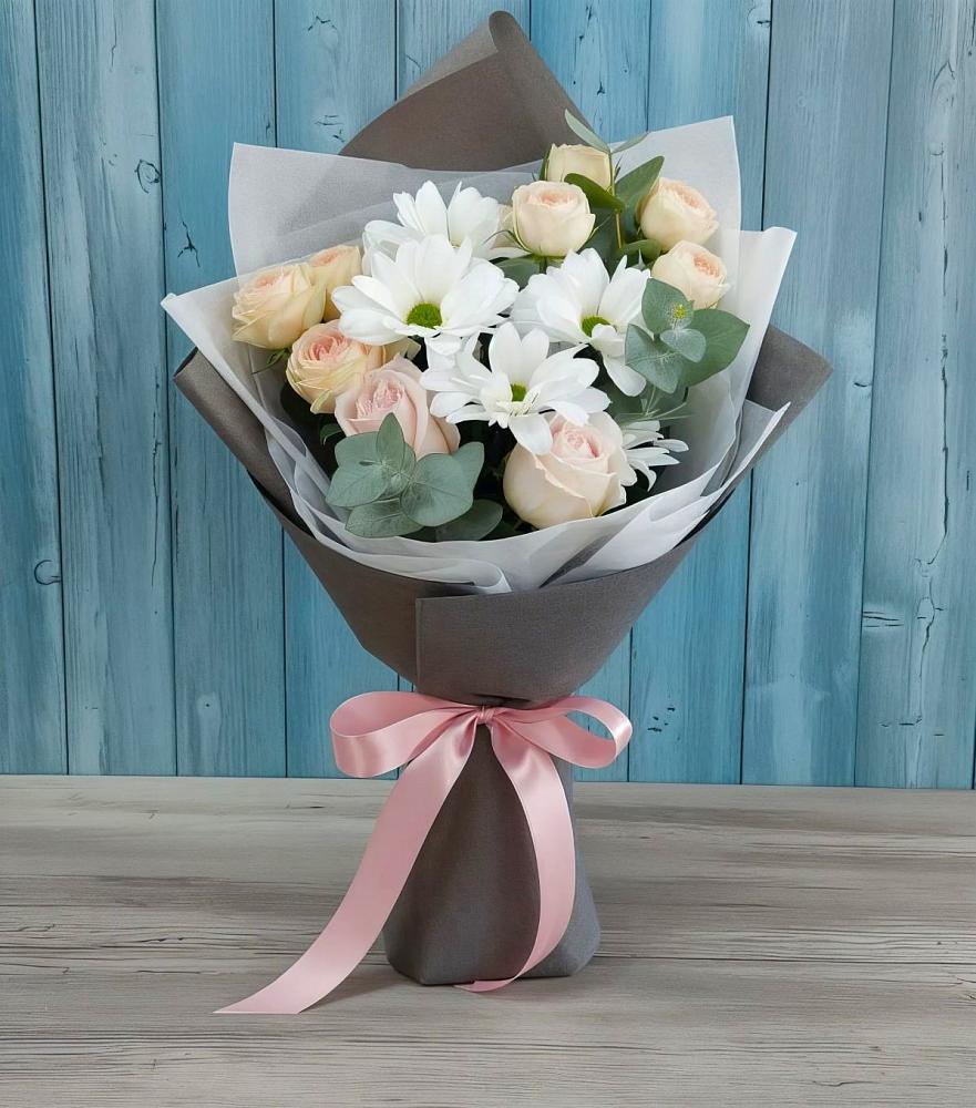 Букет цветов из: Хризантемы и Розы в Новочернореченский