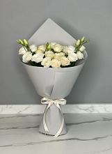 Букет цветов из:  Розы и Лизиантусы в Новочернореченский